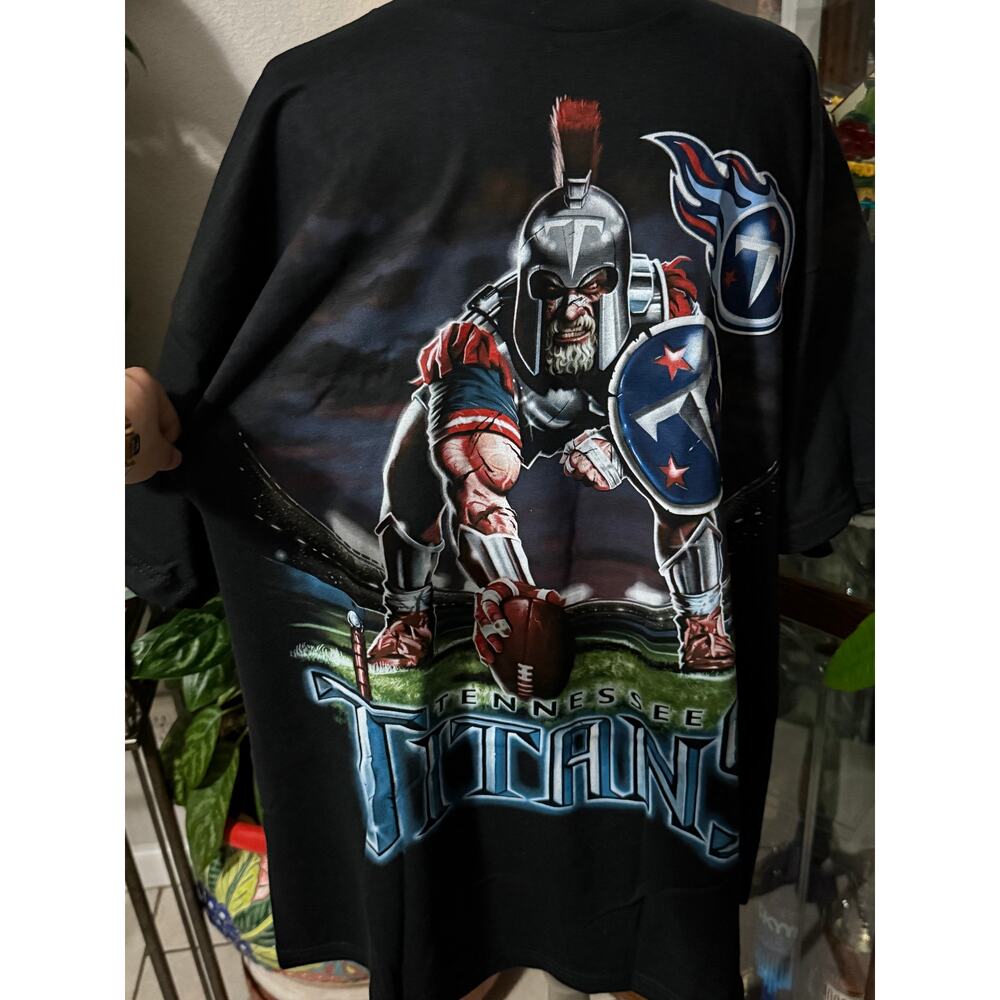 Nwt tennessee titans nfl graphic